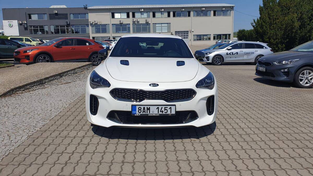 Kia Stinger 3.3 T-GDI 269 kW GT