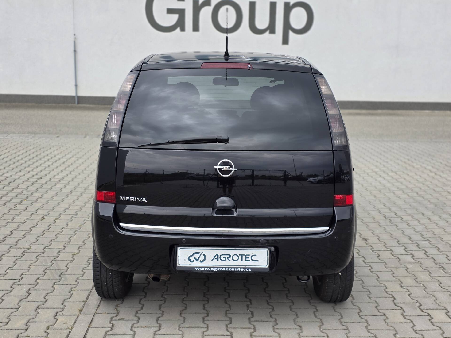 product-gallery-image