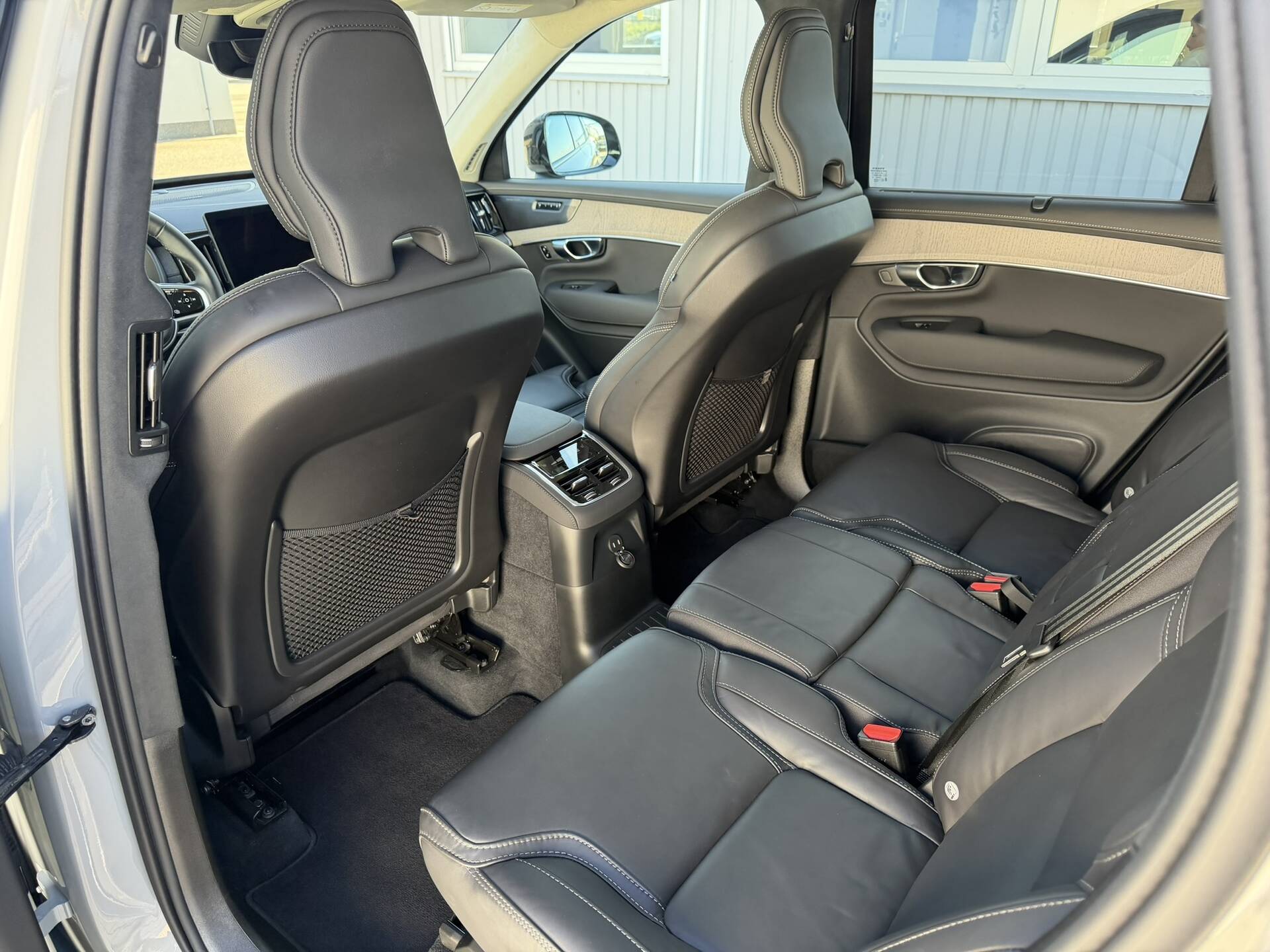 product-gallery-image