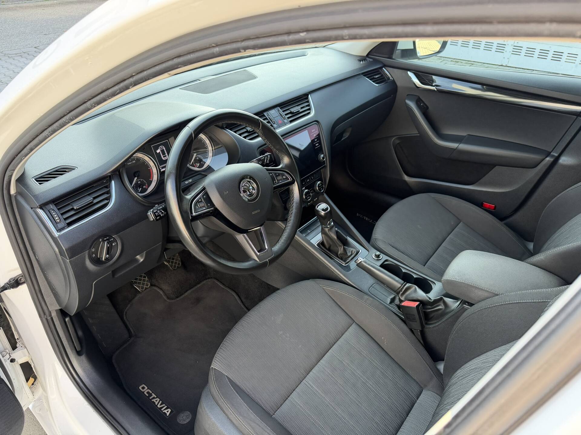 product-gallery-image