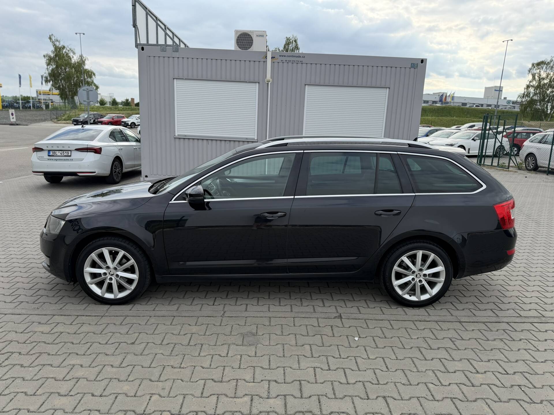 Skoda Octavia 2.0 TDI 110kW DSG Style Combi