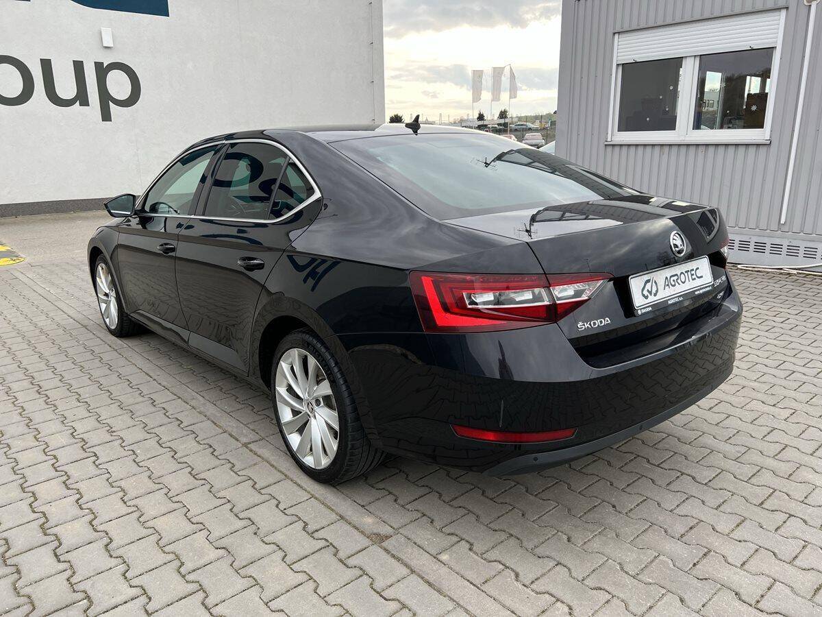 Škoda Superb 2.0 TDI 140 kW Style 4x4 DSG