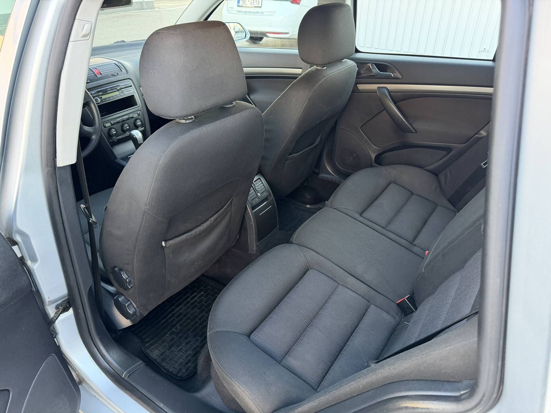 product-gallery-image