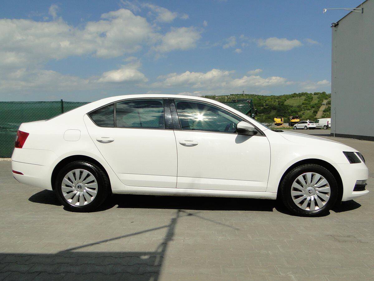 Škoda Octavia 1.6 TDI 85kW ACTIVE