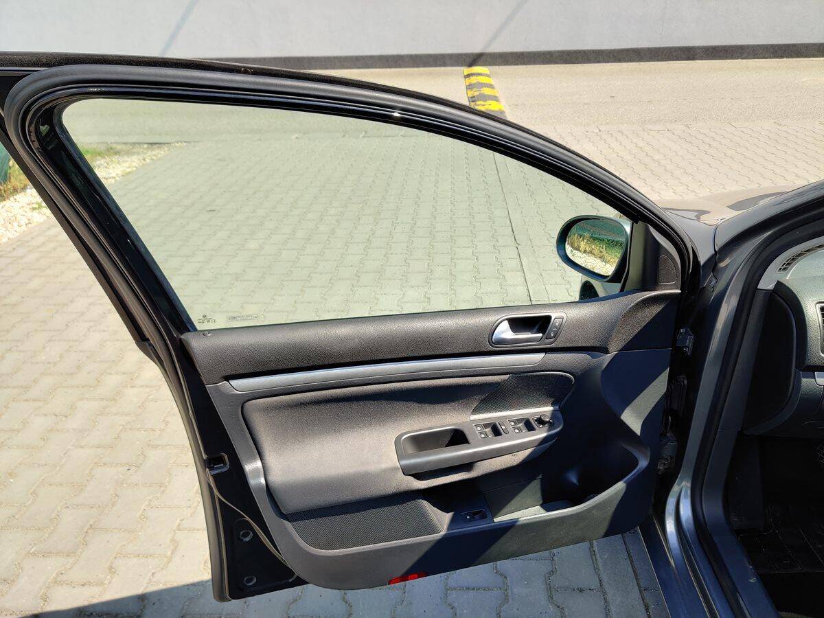 product-gallery-image
