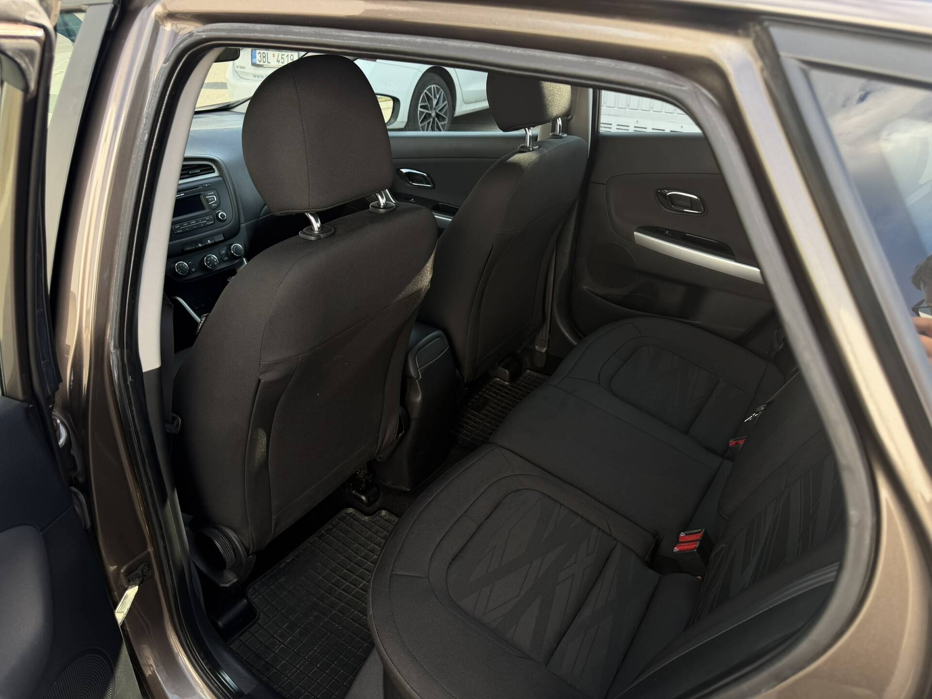 product-gallery-image