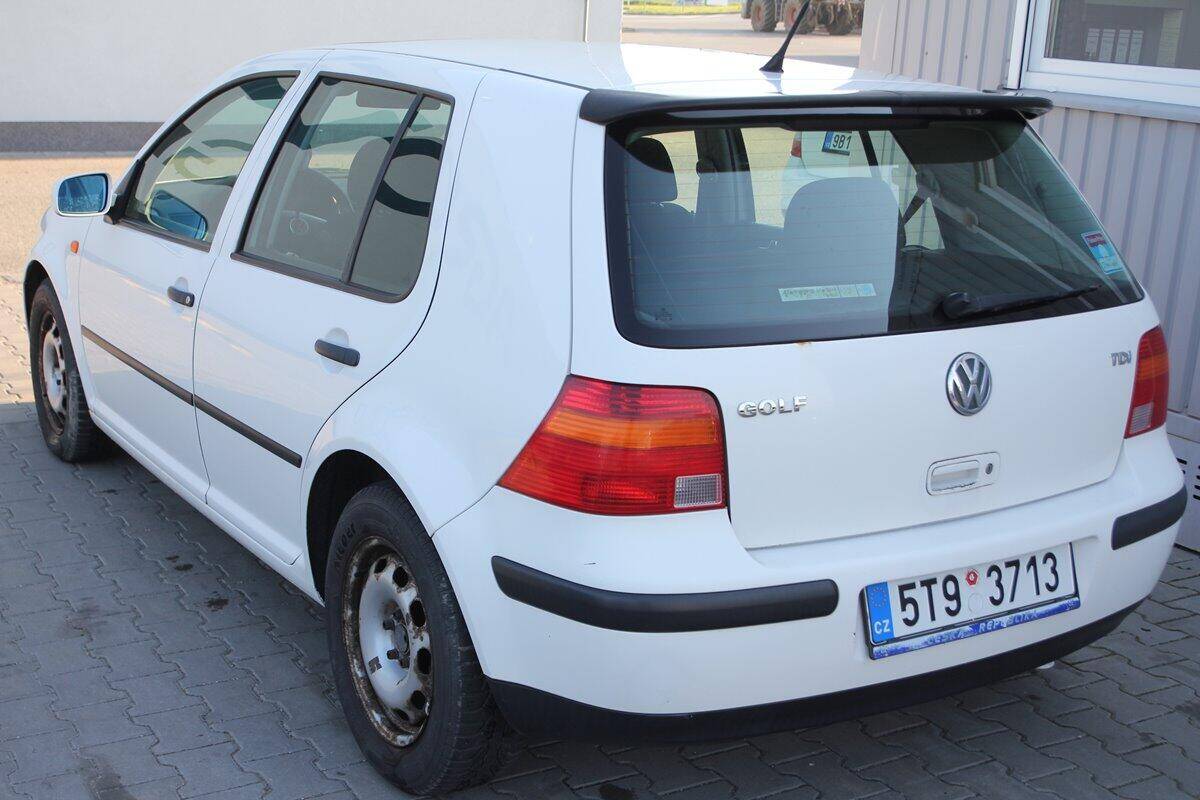 Volkswagen Golf