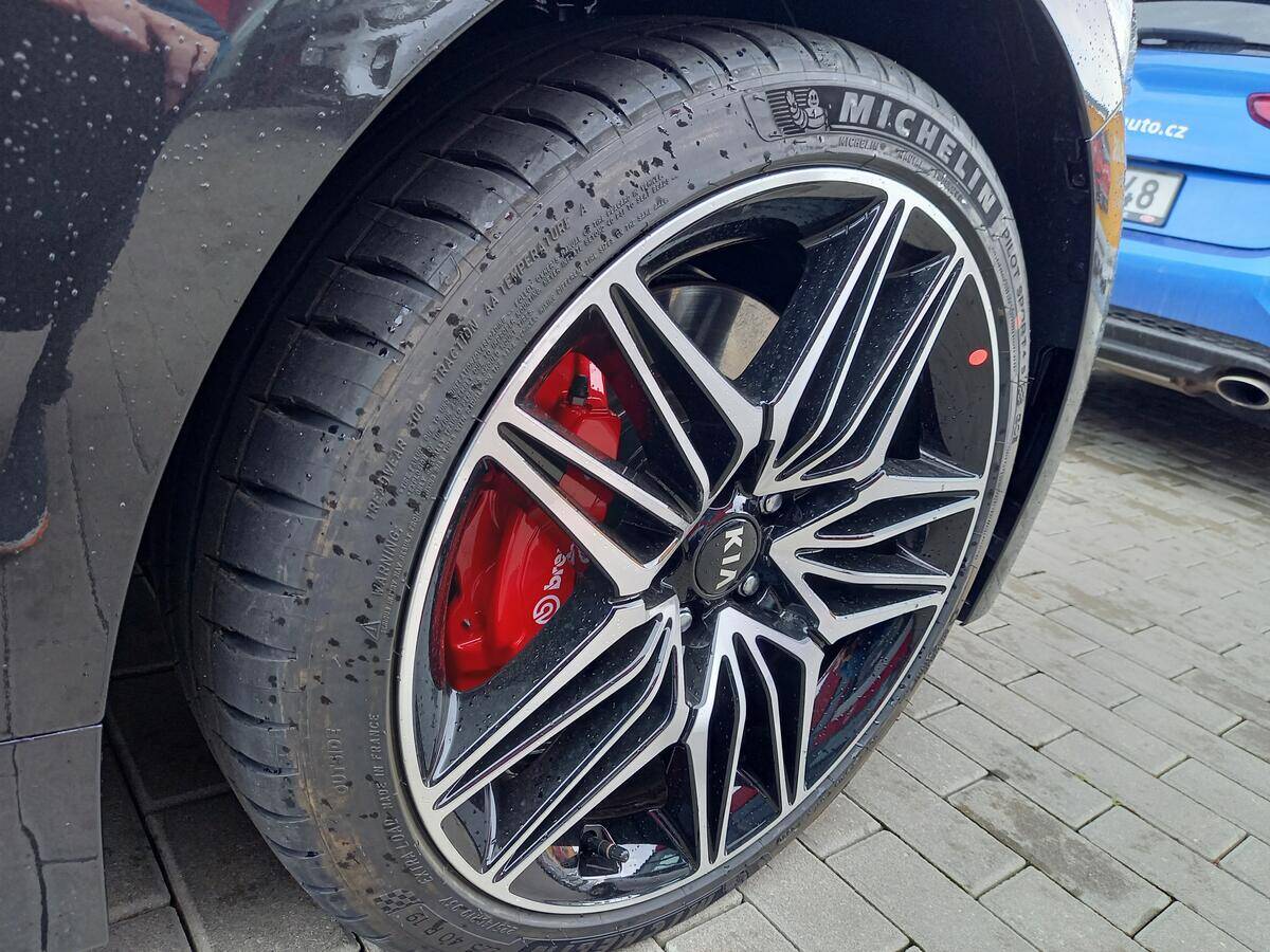 product-gallery-image
