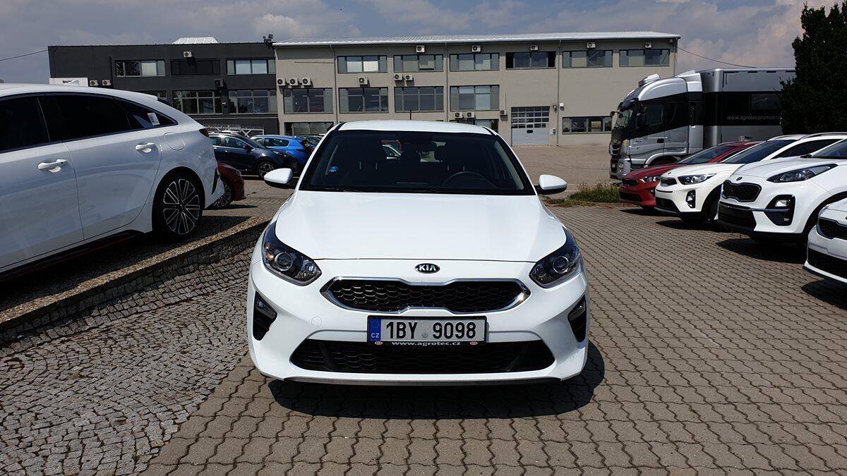 Kia Ceed 1.6 CRDi 85 kW  Cool 