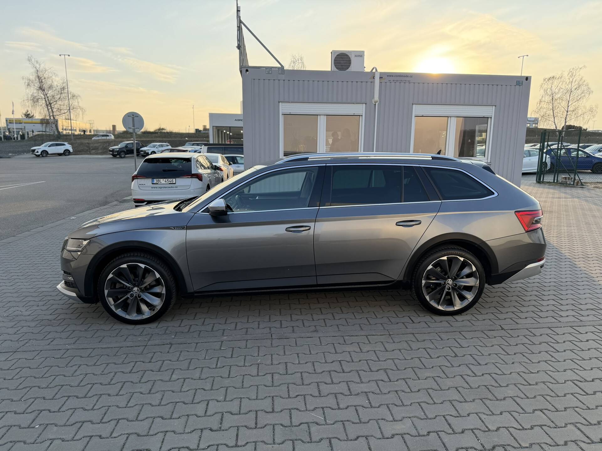 Skoda Superb 2.0 TSI 206kW Scout Combi 4x4 DSG
