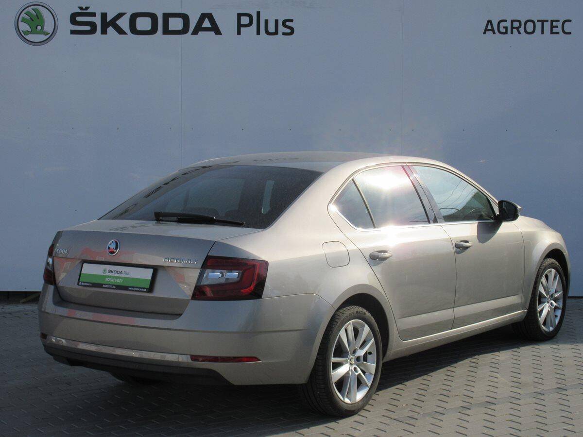 Škoda Octavia 1,6TDI 85kW Style Plus 