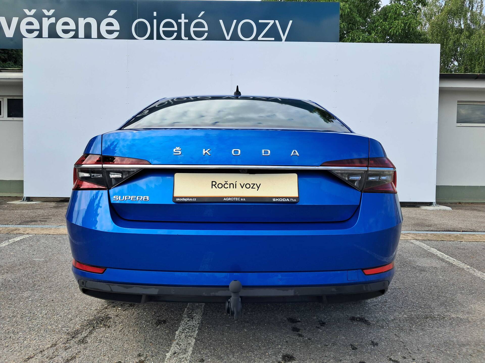 product-gallery-image