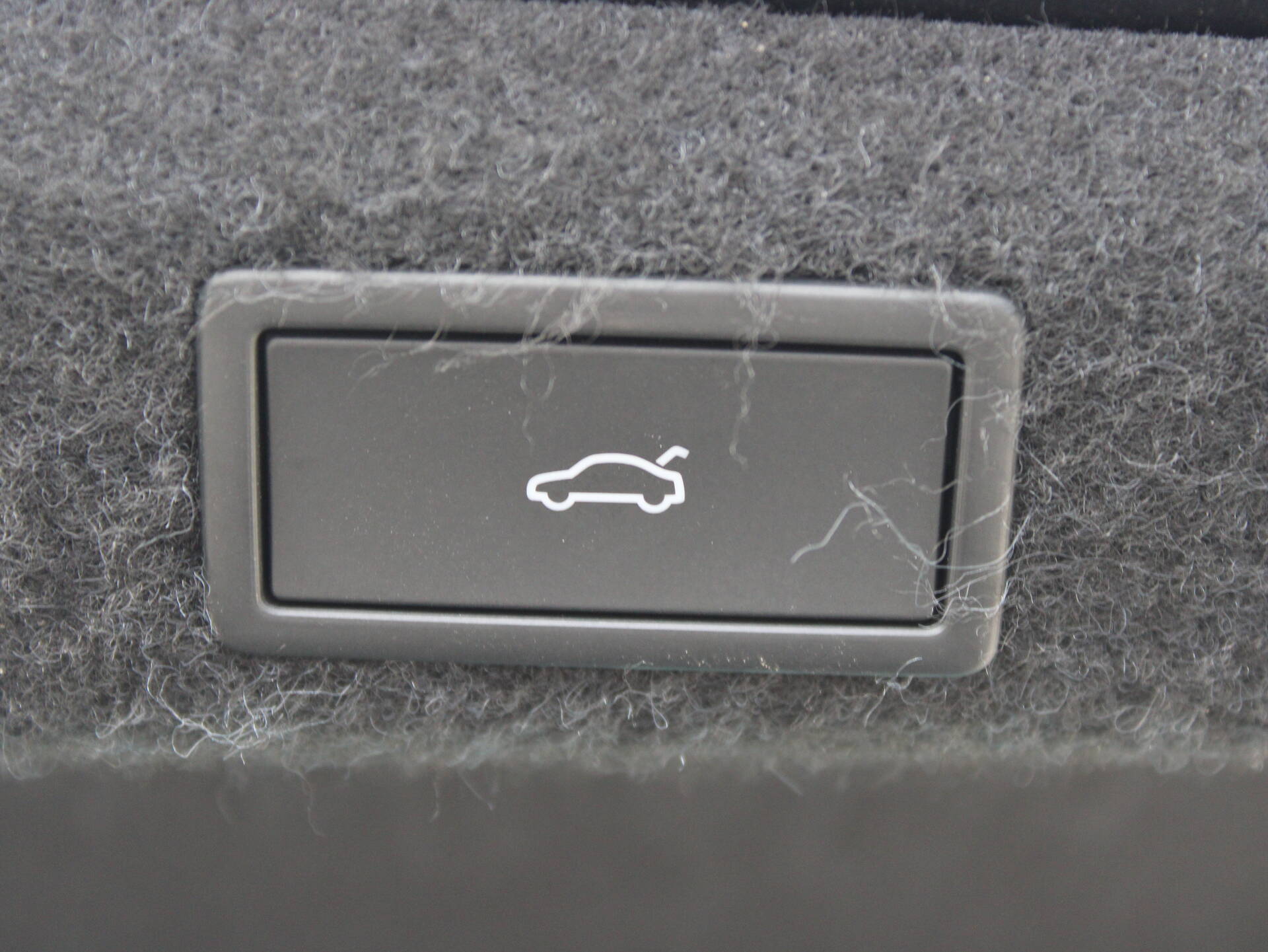 product-gallery-image