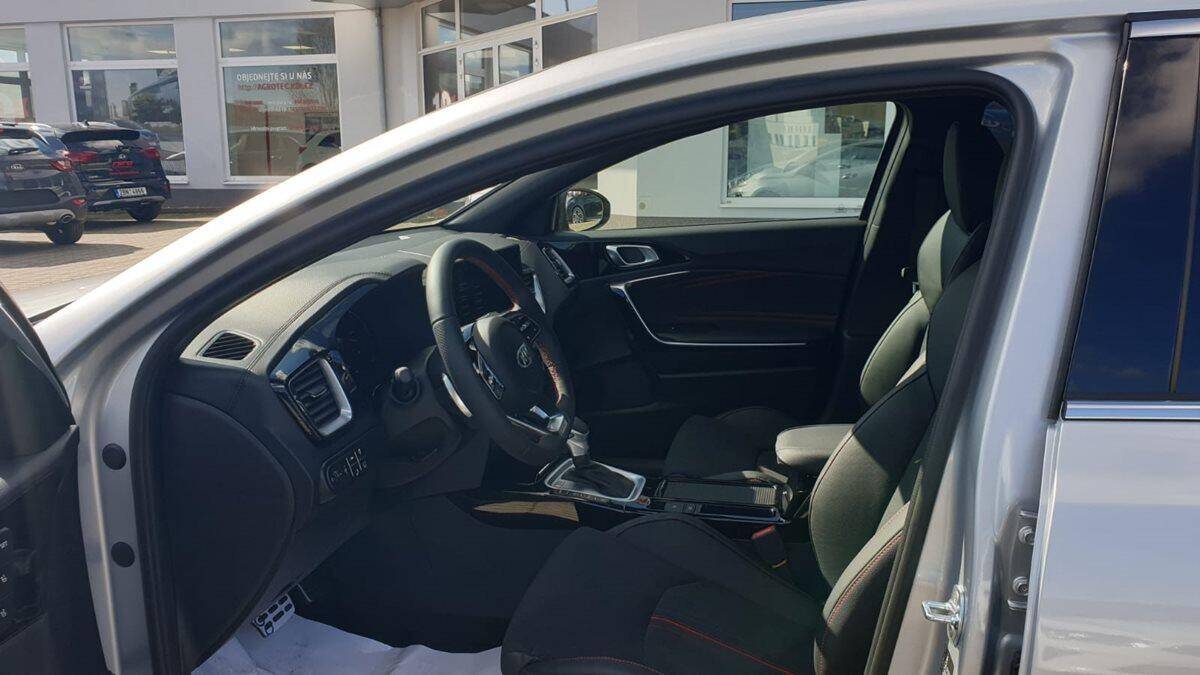 product-gallery-image