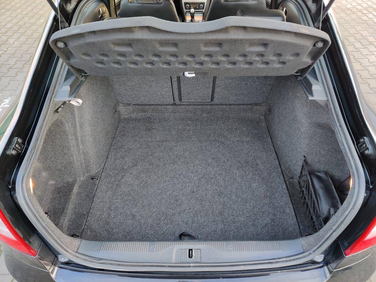 product-gallery-image