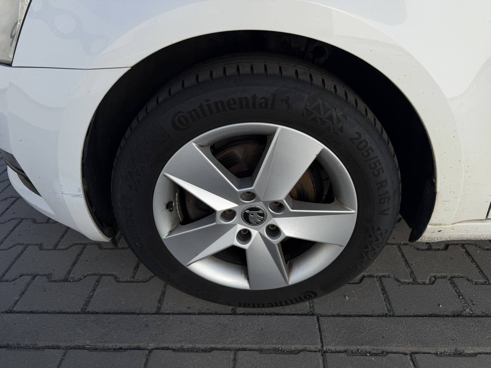 product-gallery-image