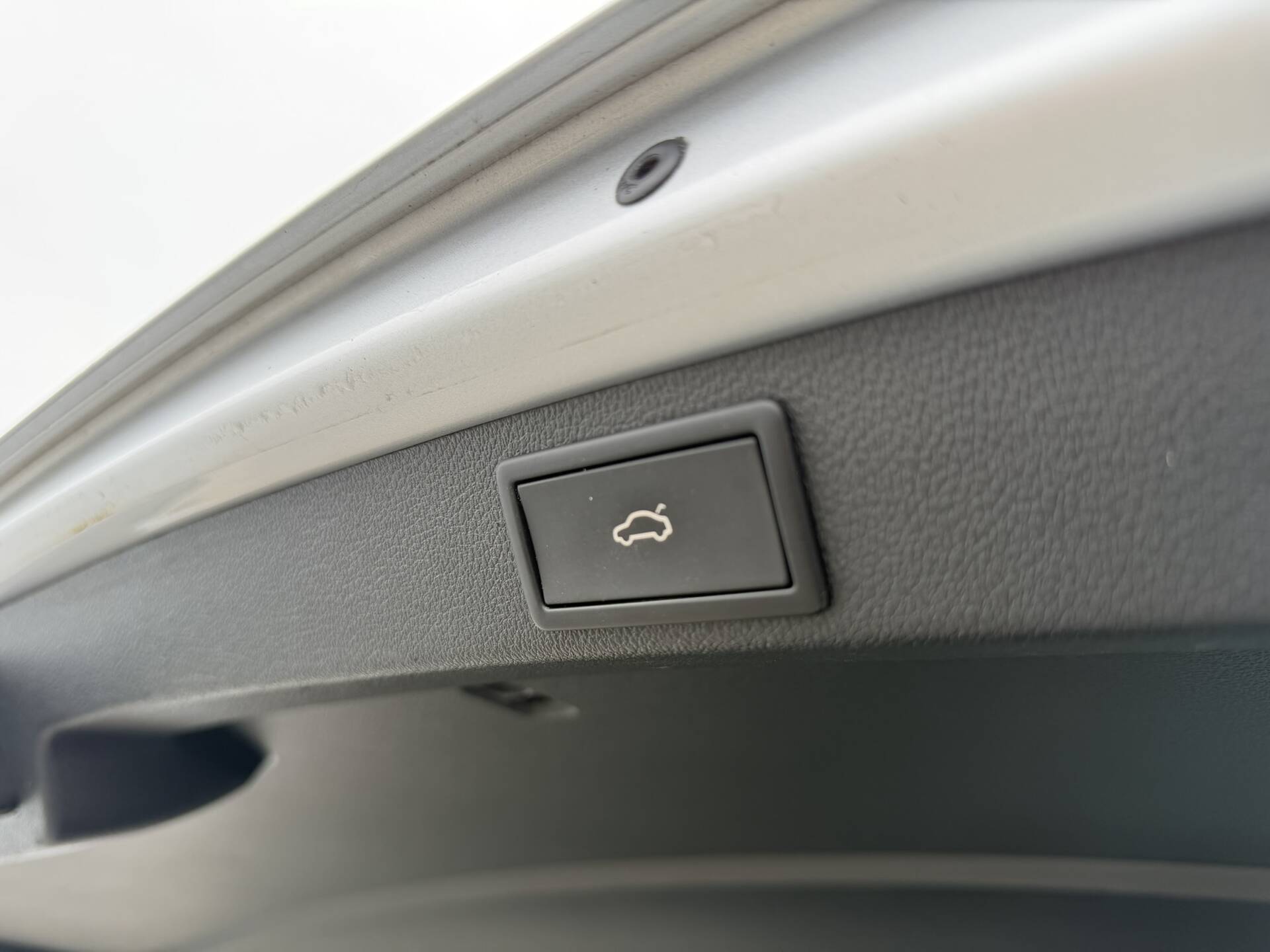 product-gallery-image