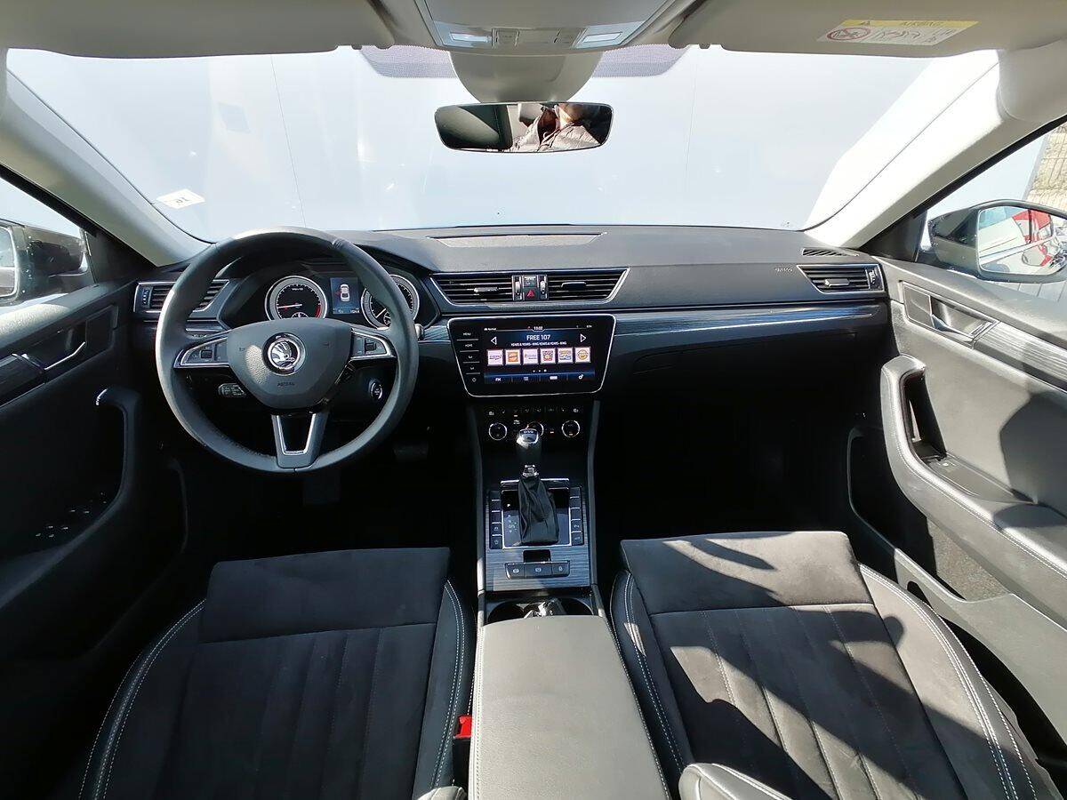 Škoda Superb DSG 2,0 TDI/110 kW Style Extra