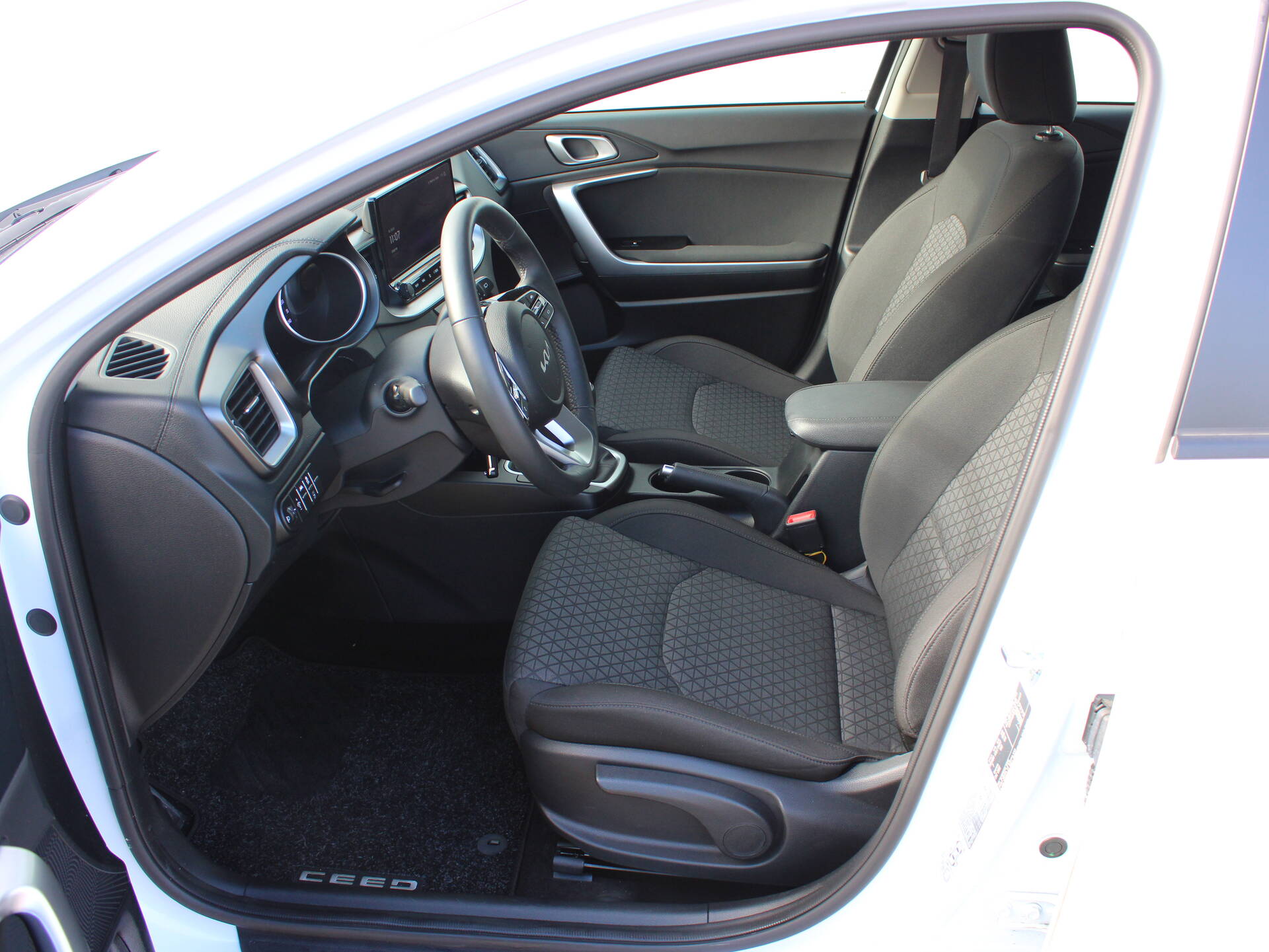 product-gallery-image