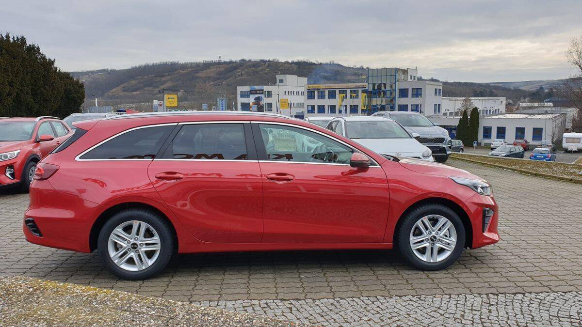 Kia Ceed SW 1.5 T-GDI 118kw TOP