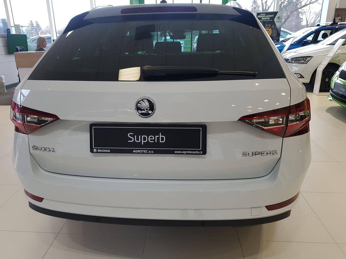 Škoda Superb Combi 2.0 TDI 140 kW L&K