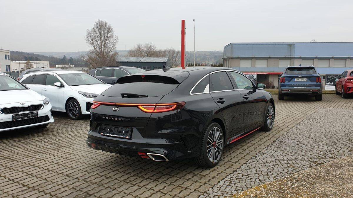 Kia ProCeed 1.6 T-GDI 150 kW GT