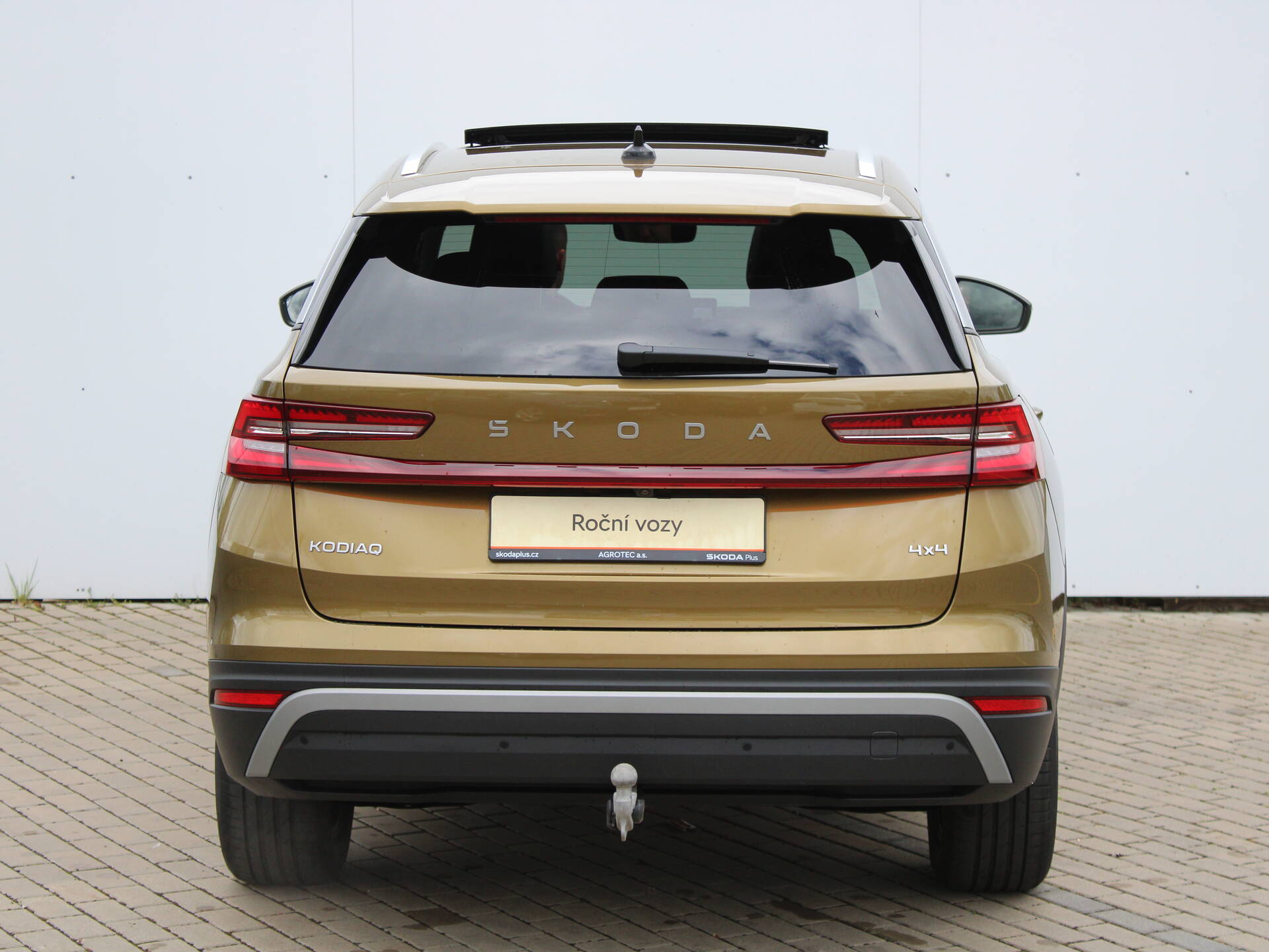 product-gallery-image