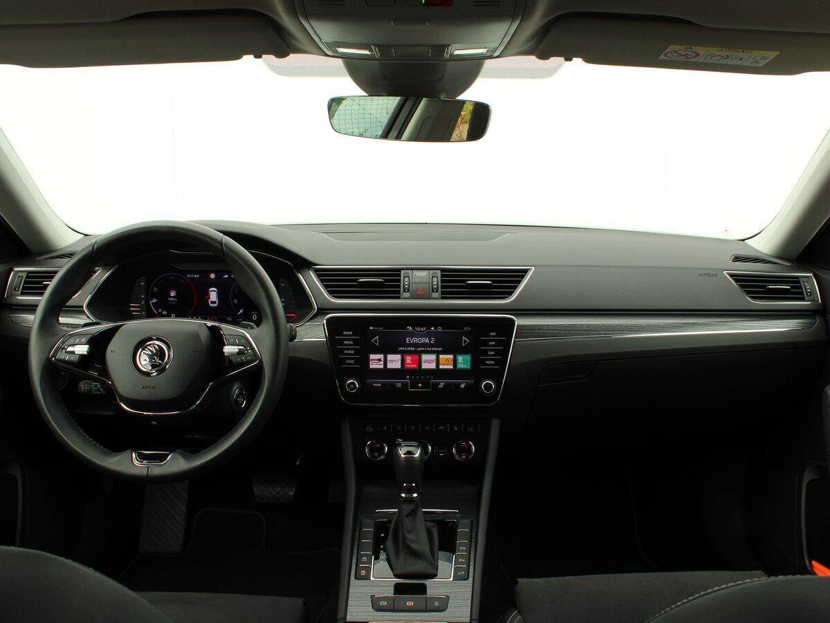 Škoda Superb 2.0 TDI 110kW Style Combi DSG