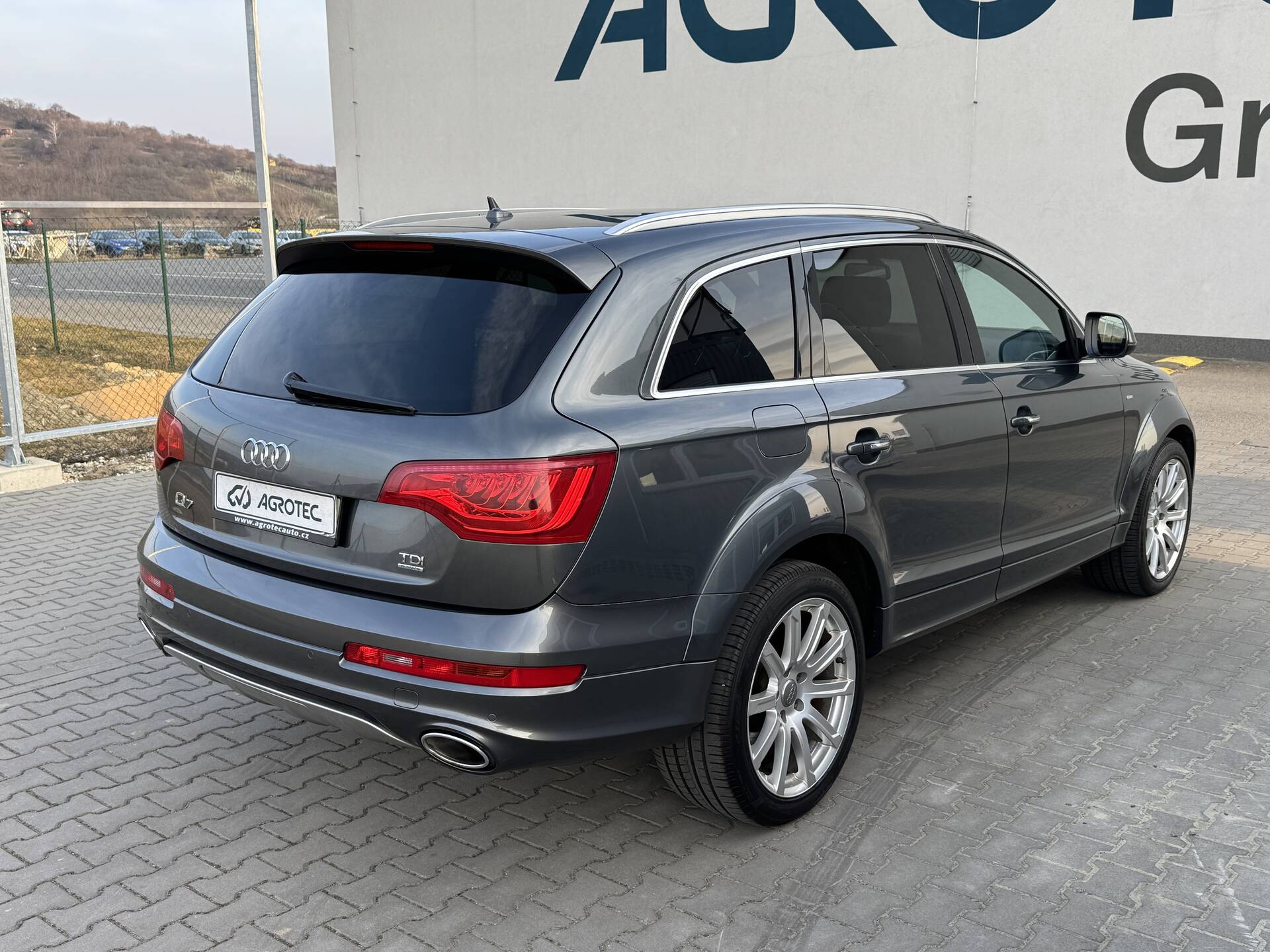 product-gallery-image