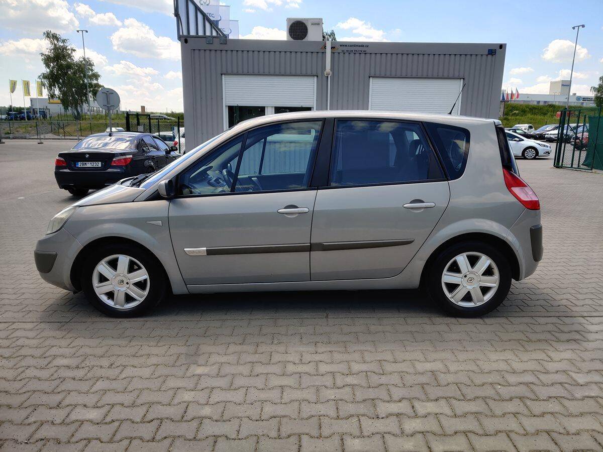 Renault Scénic 1.9 dCi 88 kW Comfort