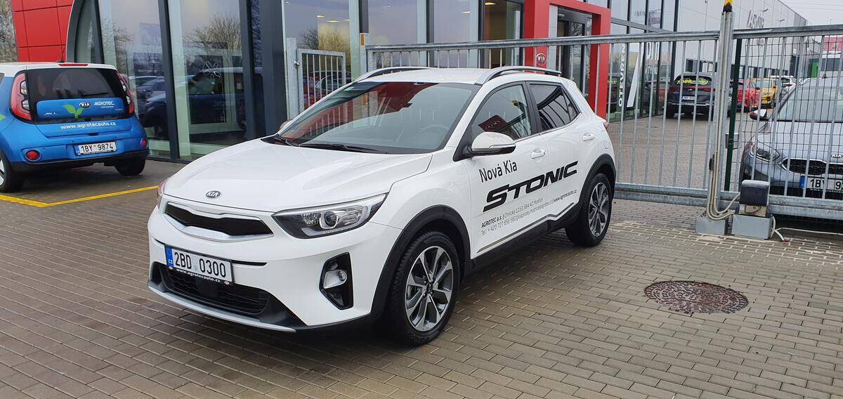 Kia Stonic 1.4 CVVT 74 kW  Premium