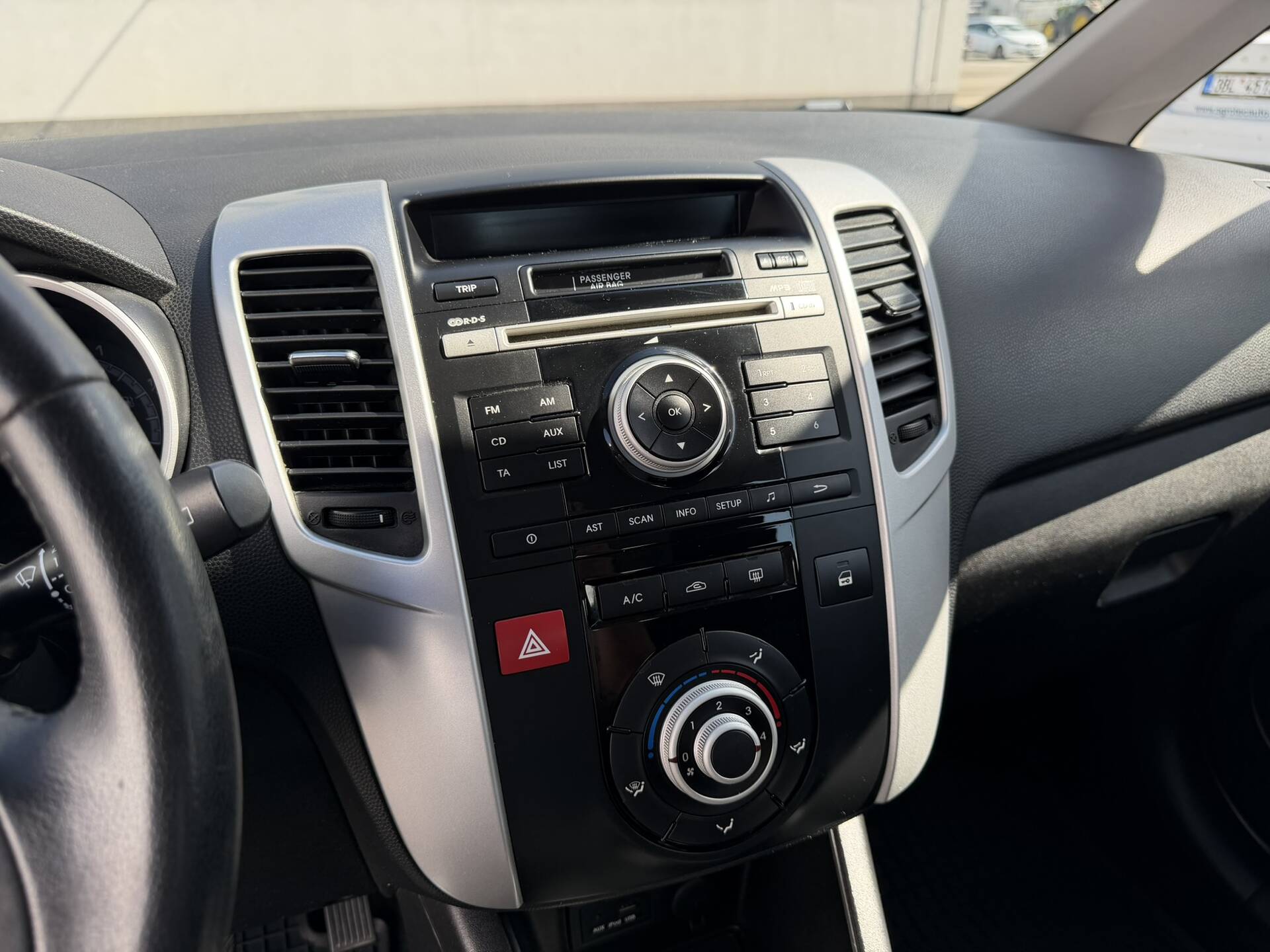 product-gallery-image