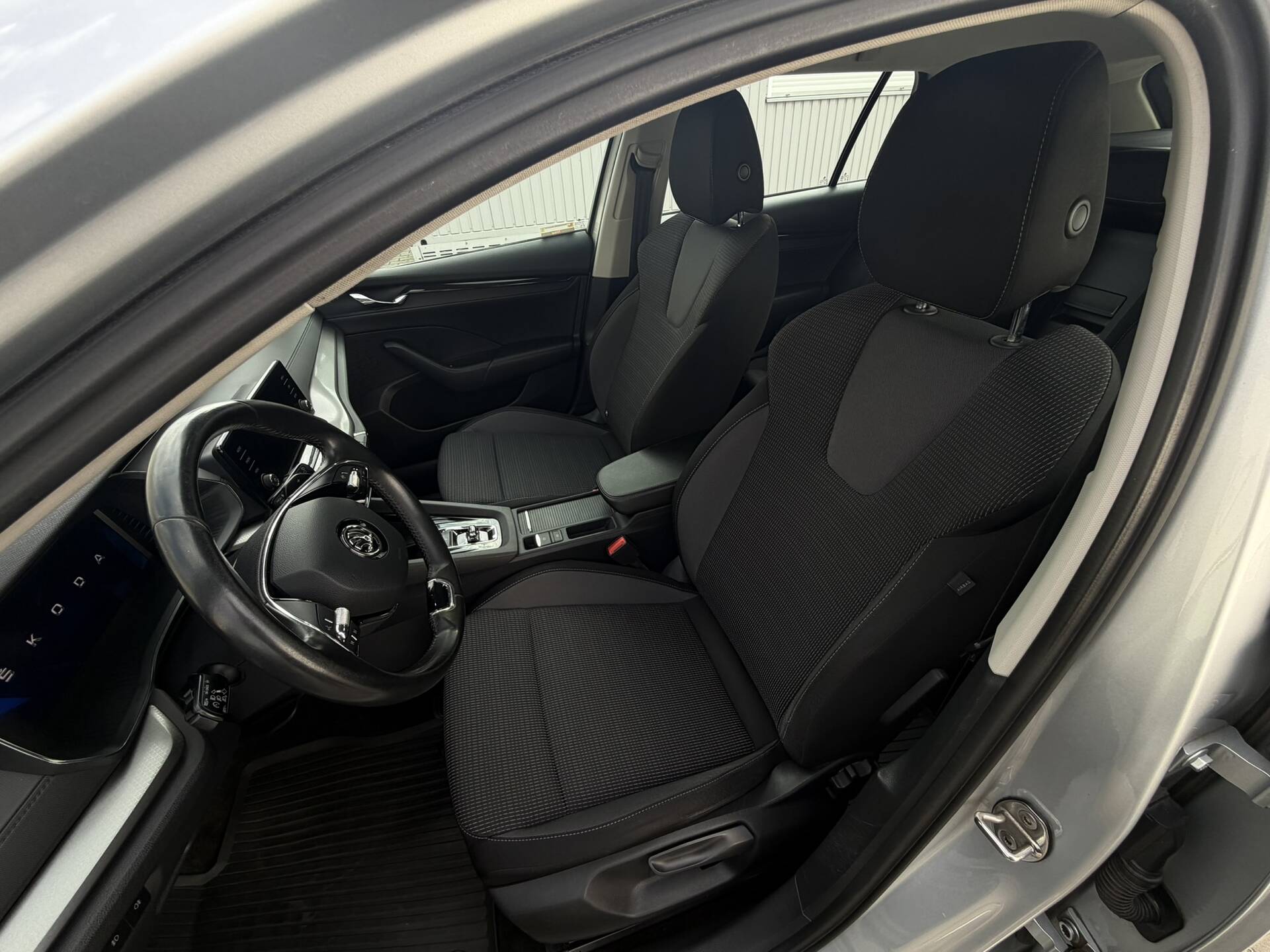 product-gallery-image