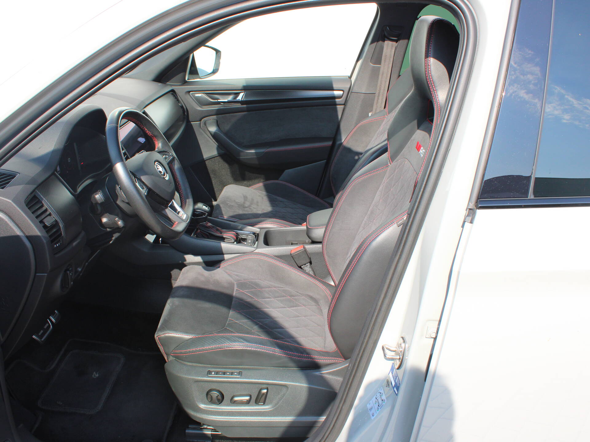 product-gallery-image