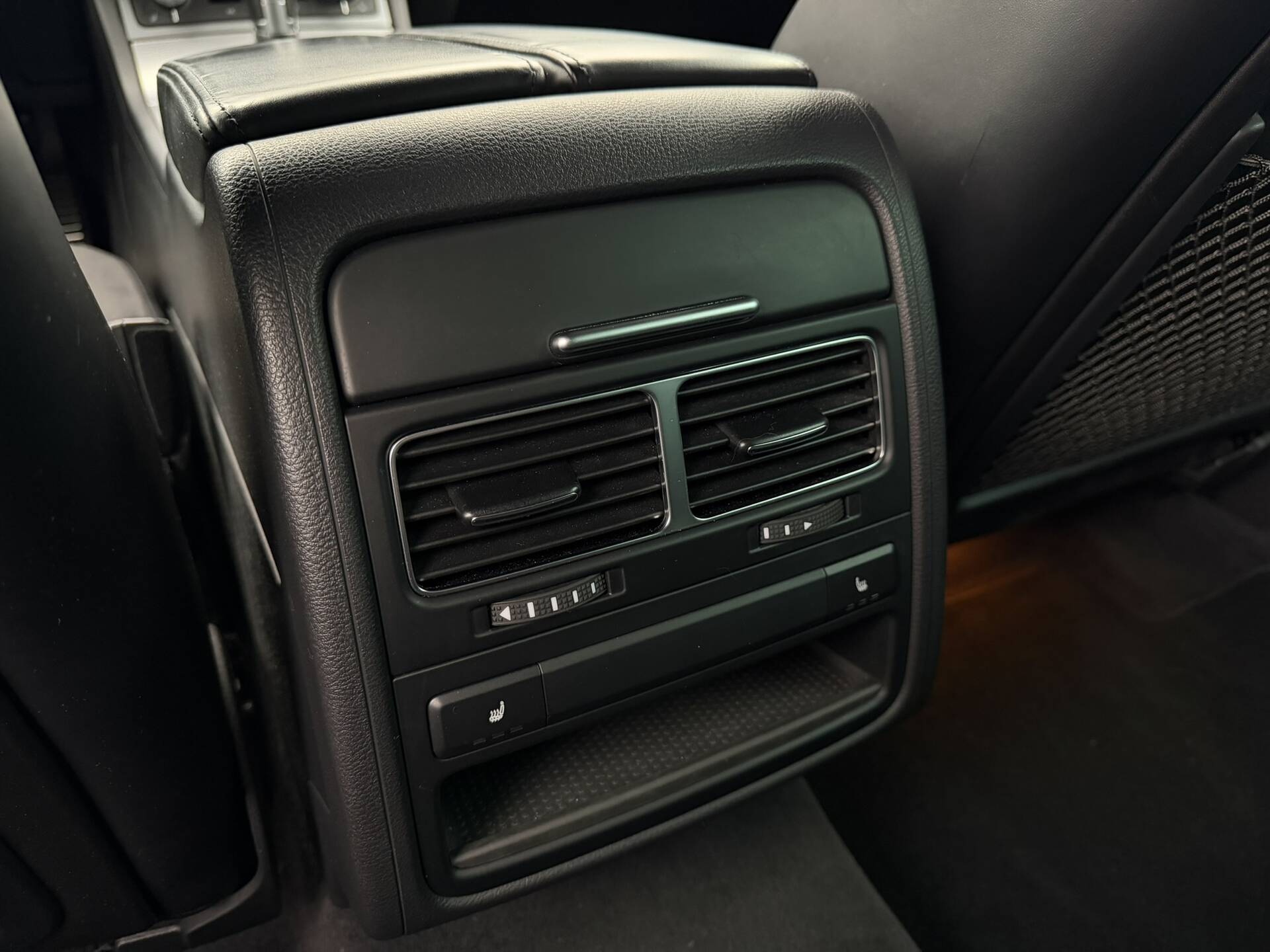 product-gallery-image