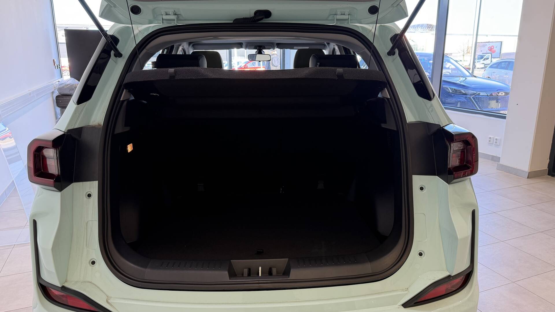 product-gallery-image