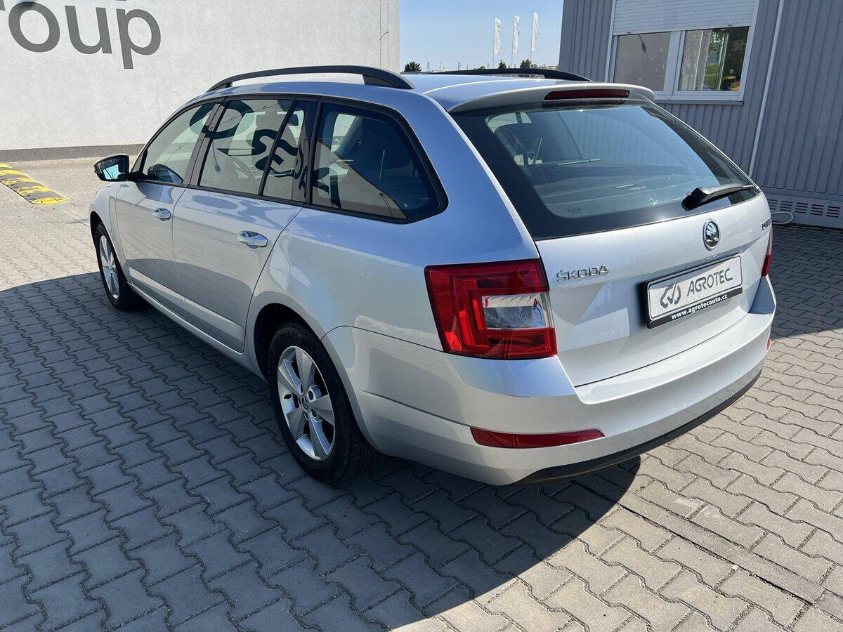 Škoda Octavia 1.6 TDI 77 kW Elegance Combi