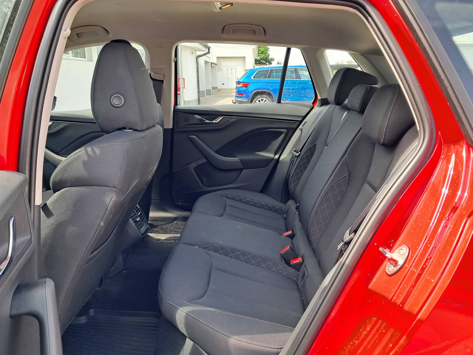 product-gallery-image