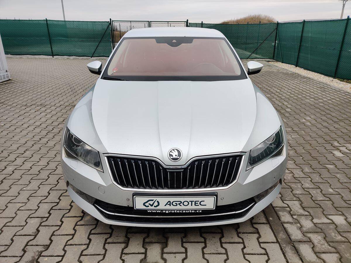 Škoda Superb 2.0 TDI 140kW Style DSG