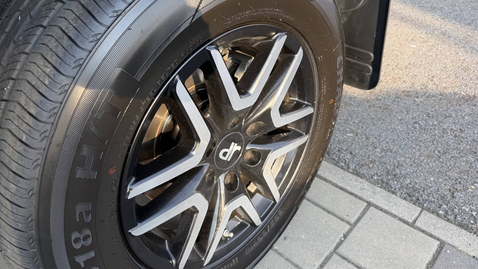 product-gallery-image