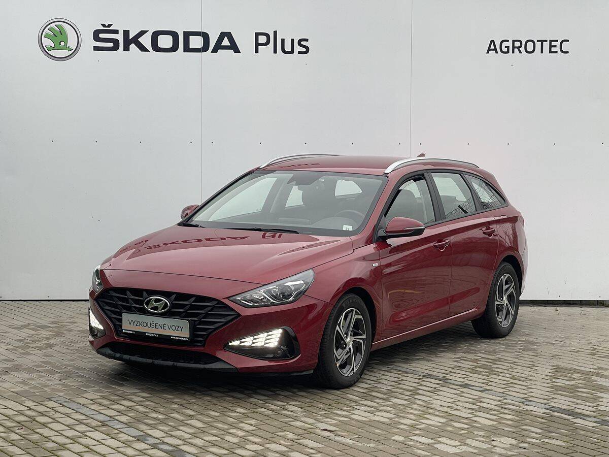 Hyundai i30 1.5 TGDI 118kW Family DCT