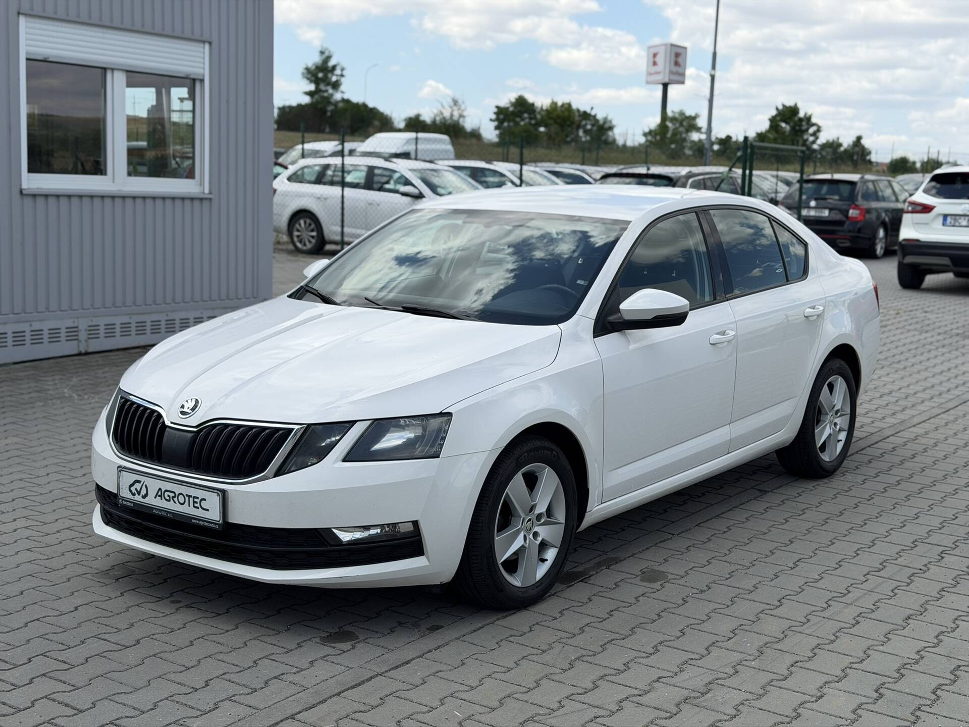Skoda Octavia 1.6 TDI 85 kW Ambition