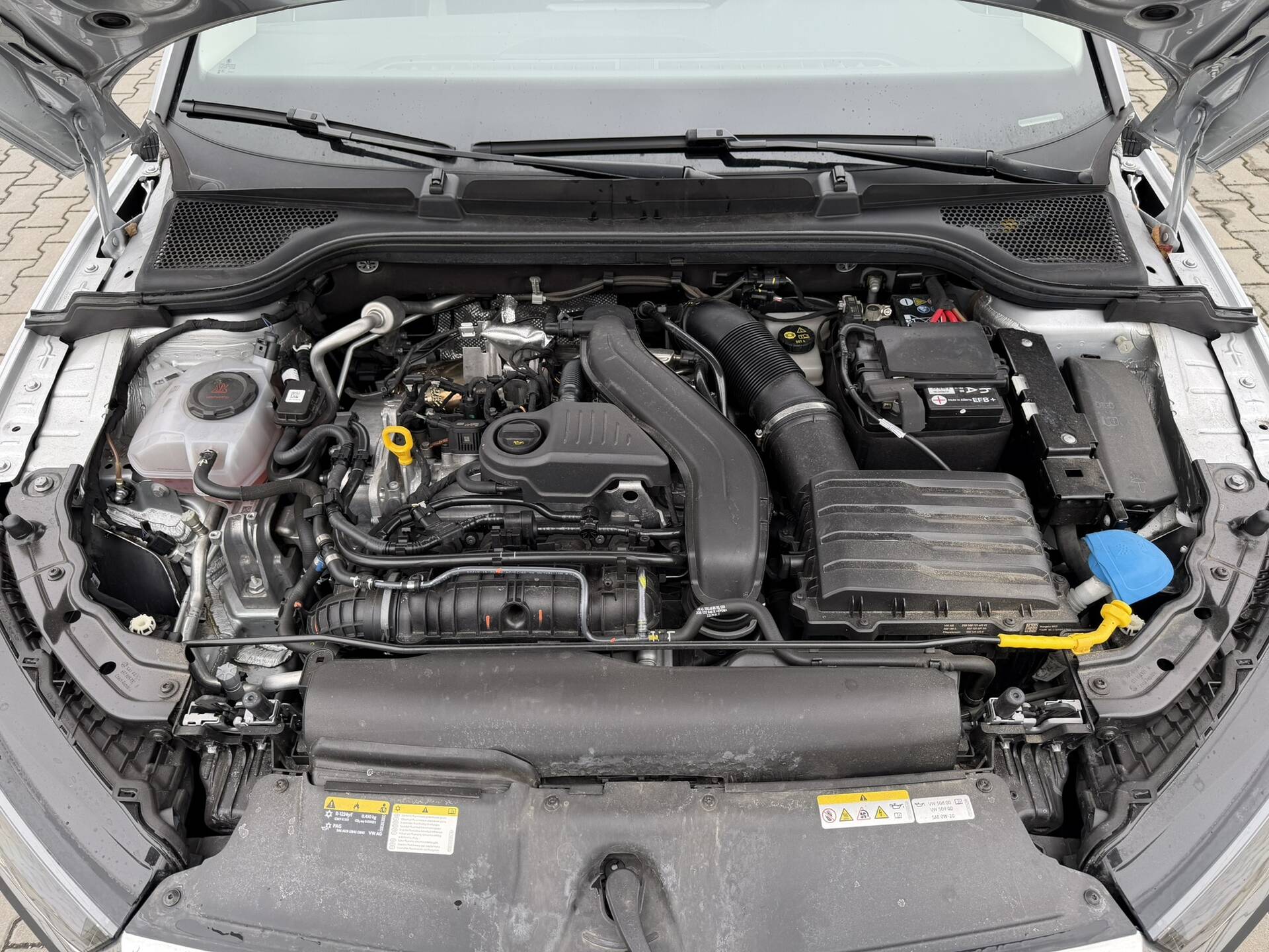 product-gallery-image