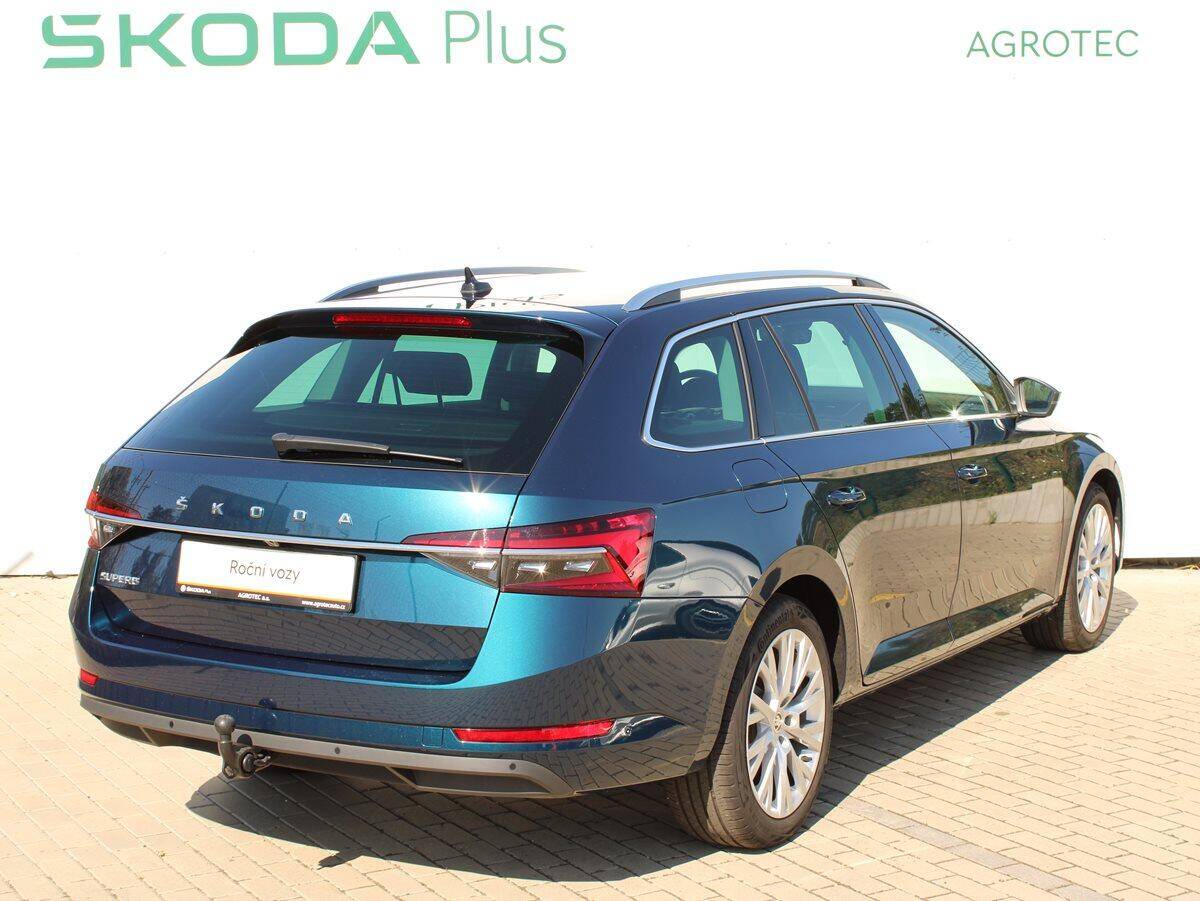 Škoda Superb 2.0 TDI 110kW Style Combi DSG