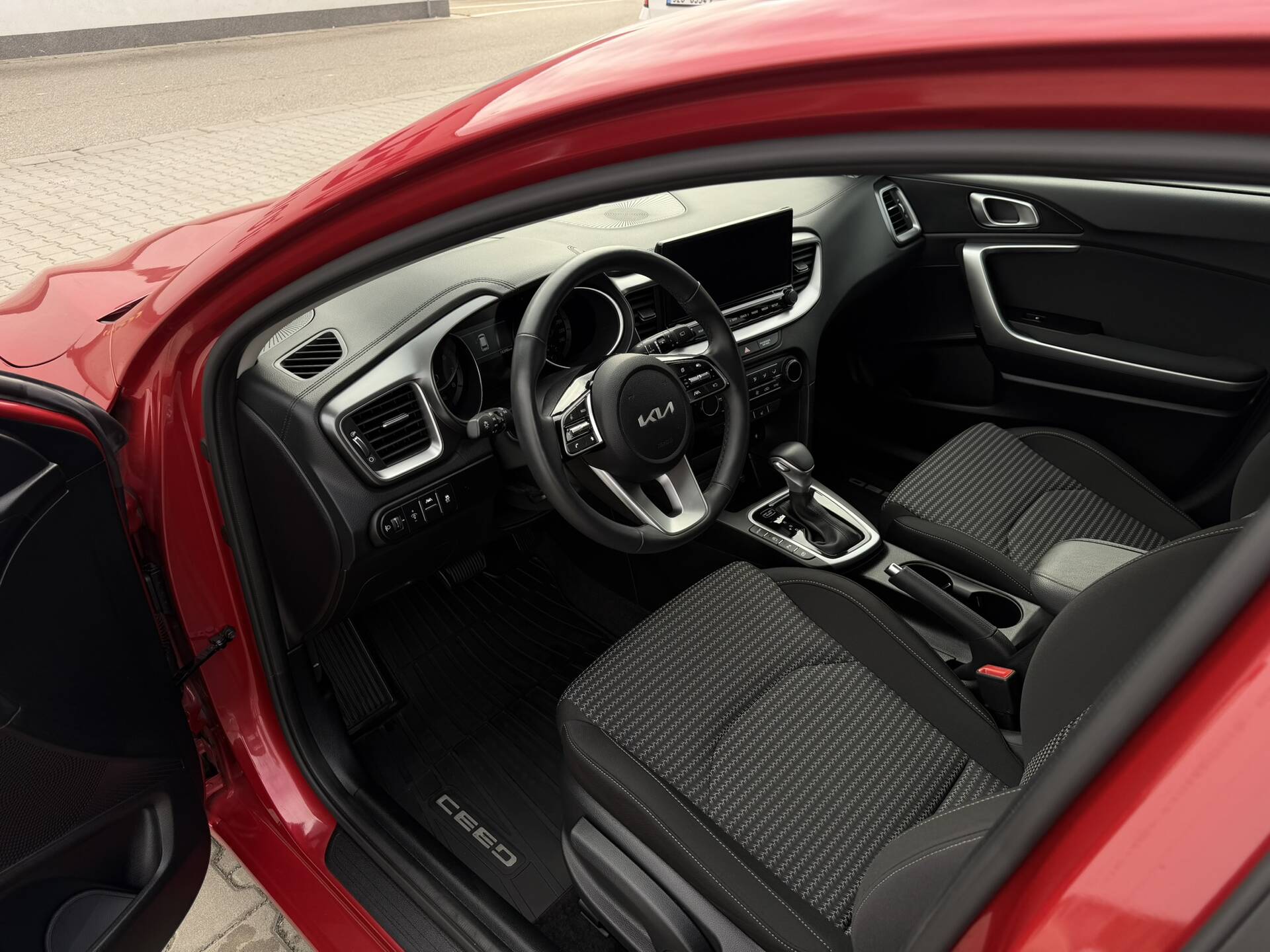 product-gallery-image