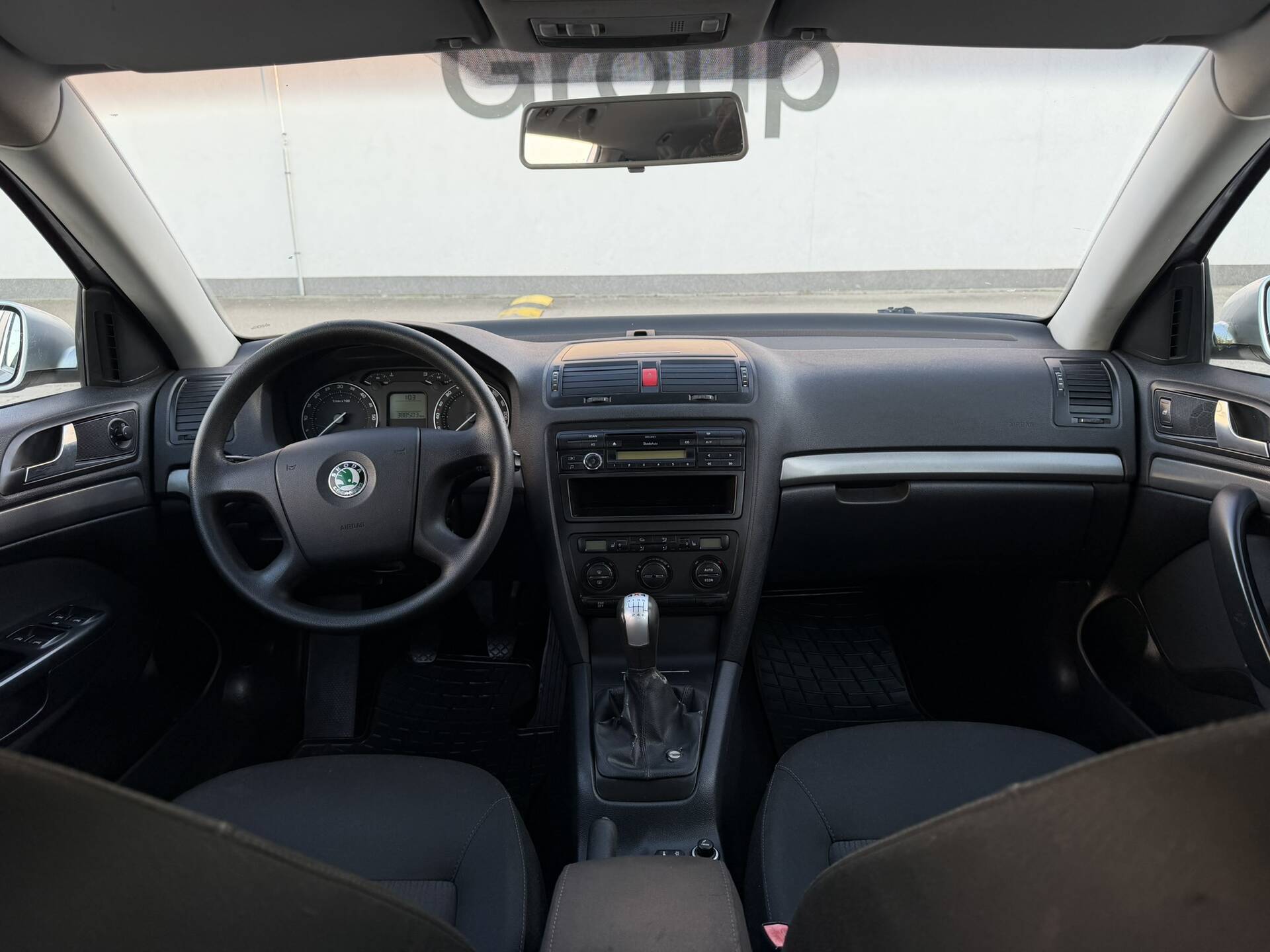 product-gallery-image