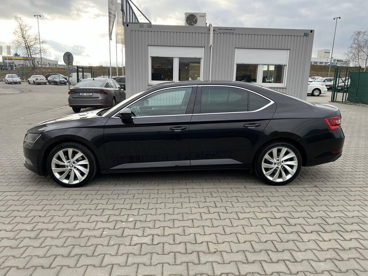 Škoda Superb 2.0 TDI 140 kW Style 4x4 DSG
