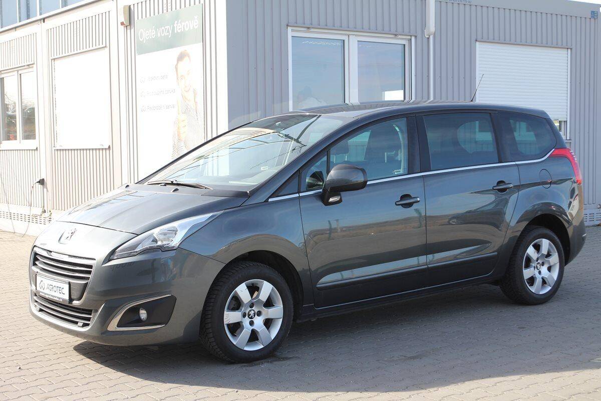 Peugeot 5008