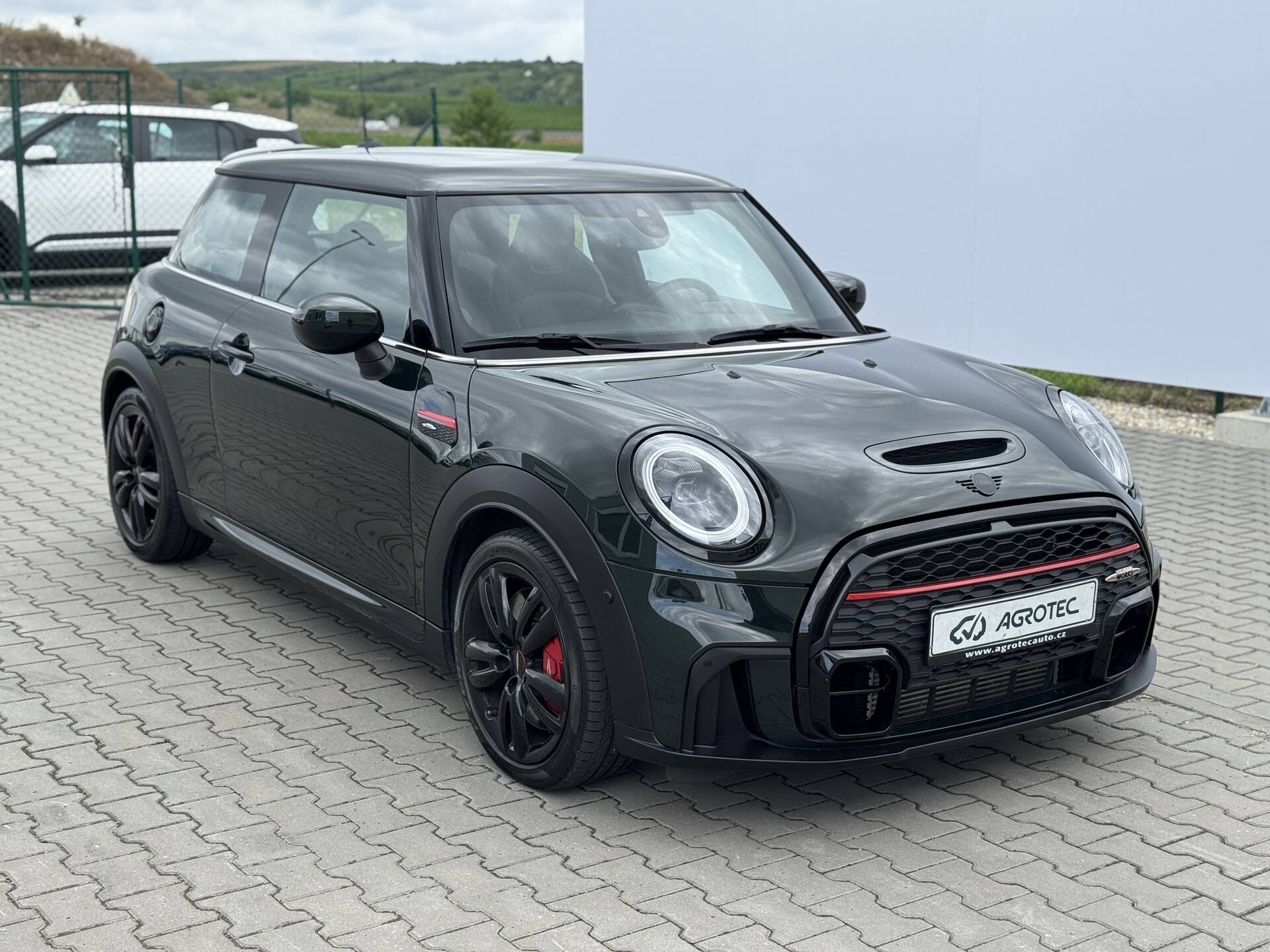 Mini Cooper 2.0 170 kW JCW