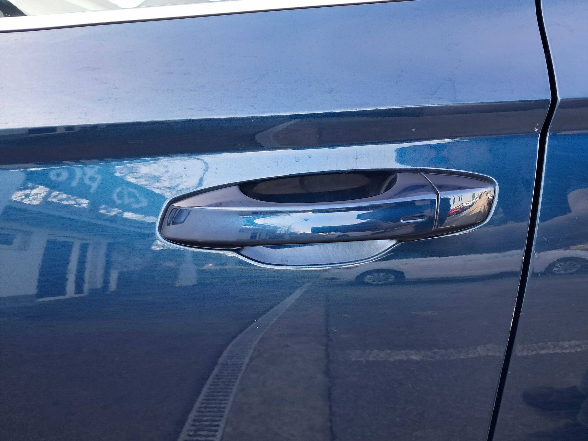 product-gallery-image